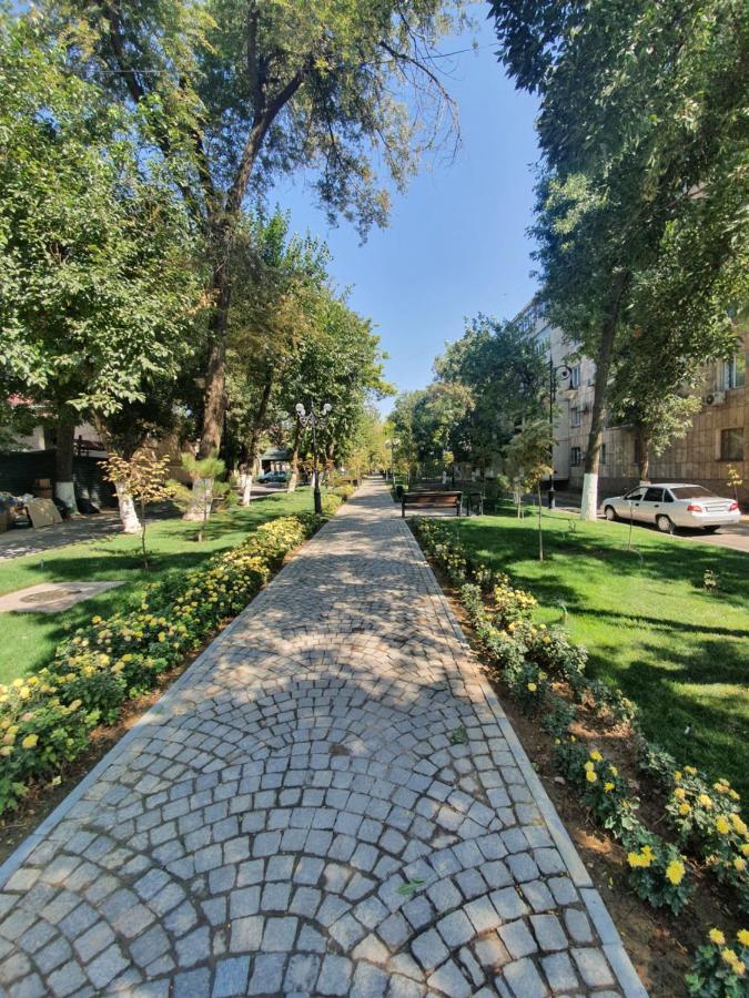 2-Х Комнатная Квартира Посуточно ชุมเกนท์ ภายนอก รูปภาพ